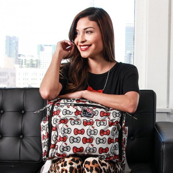 Hello kitty peek a bow